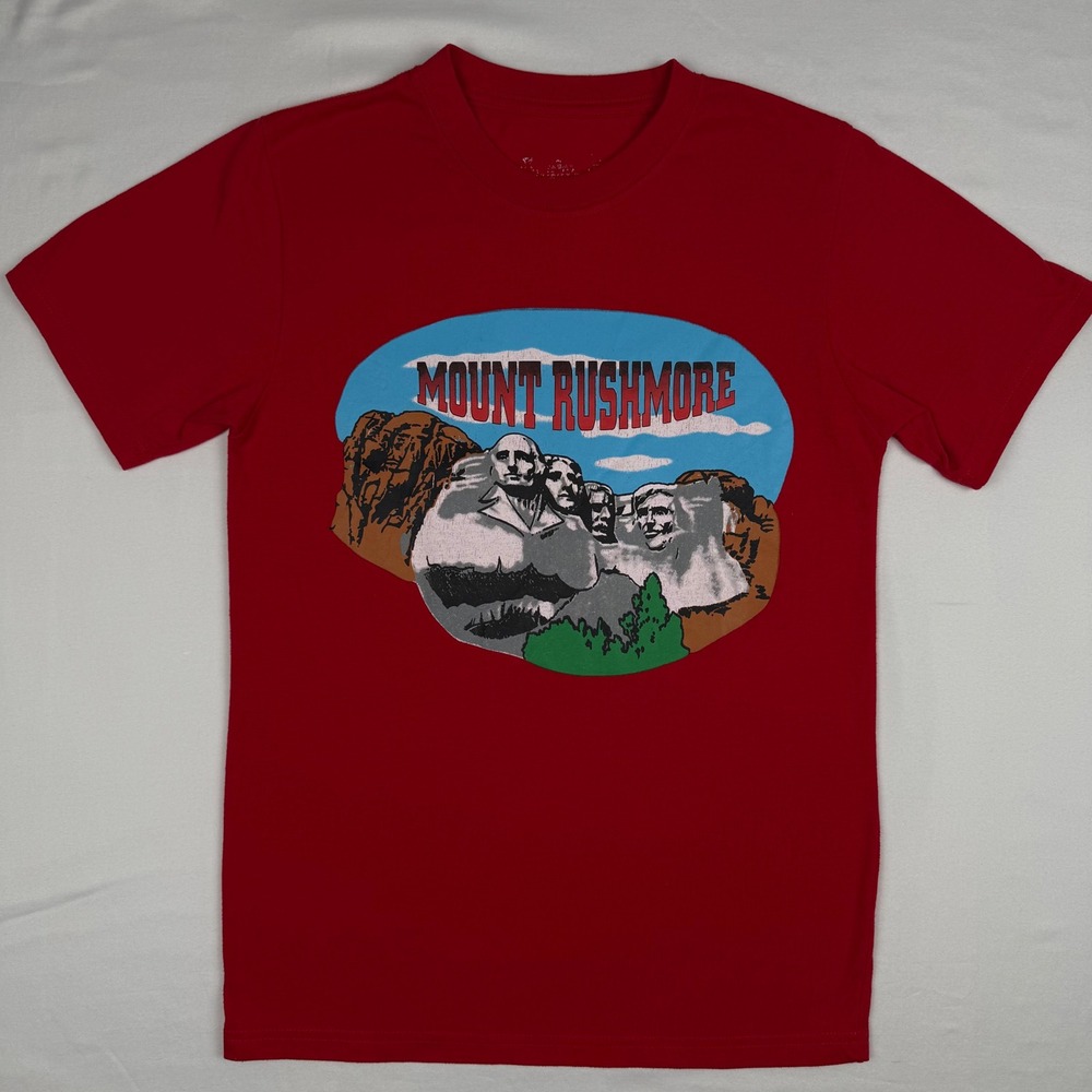 Mount Rushmore Funny Double Sided Graphic T-Shirt Red Kids Youth M Souvenir Tee